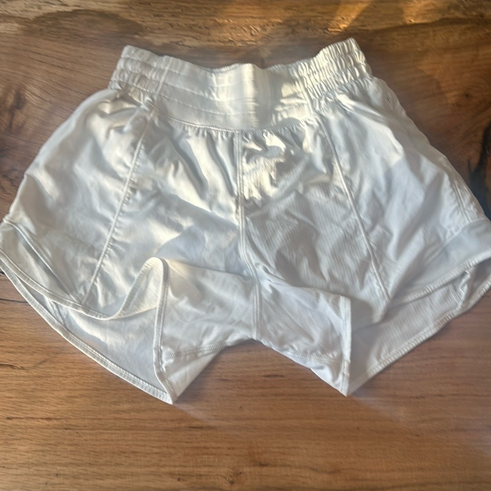 Lululemon Hotty Hots Size 2